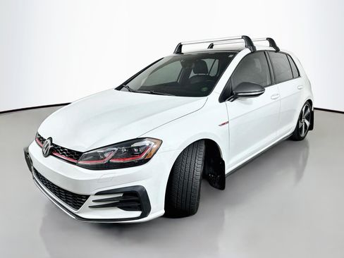 Used 2018 Volkswagen GTI SE w/ SE Leather Package FWD image 3