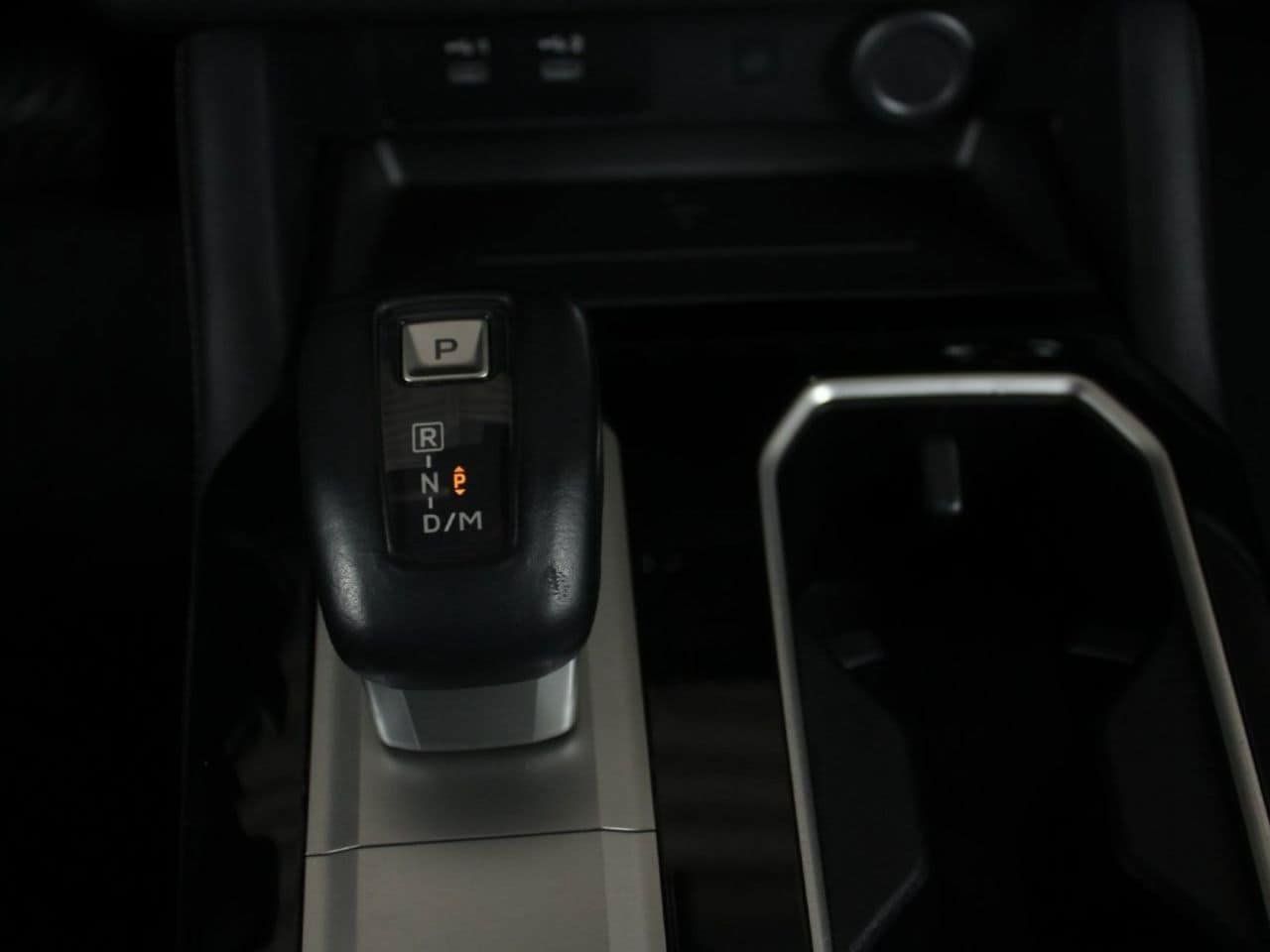 Used 2025 Mitsubishi Outlander SE FWD image 26