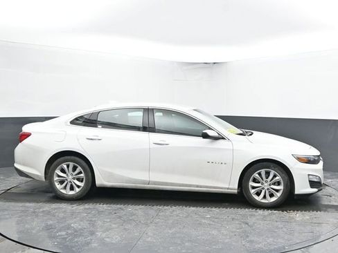 Used 2025 Chevrolet Malibu LT image 12