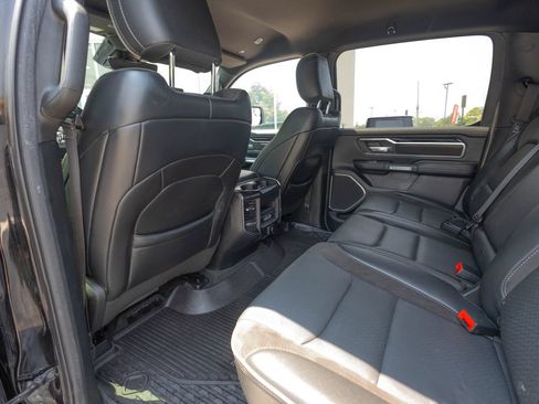 Used 2019 RAM 1500 Laramie AWD/4WD image 48
