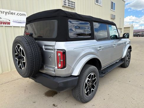 Used 2022 Ford Bronco Outer Banks AWD/4WD image 7