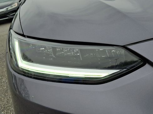 Certified 2023 Honda HR-V LX image 9