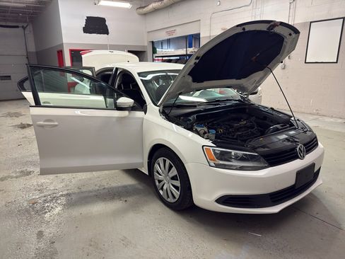 Used 2014 Volkswagen Jetta SE image 7