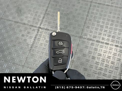Used 2025 Audi Q3 2.0T Premium AWD/4WD image 46