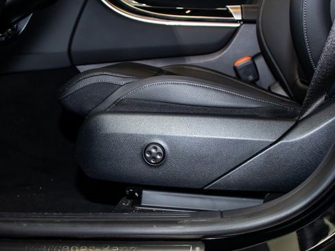 Certified 2025 Mercedes-Benz GLC 350e GLC 350e image 16