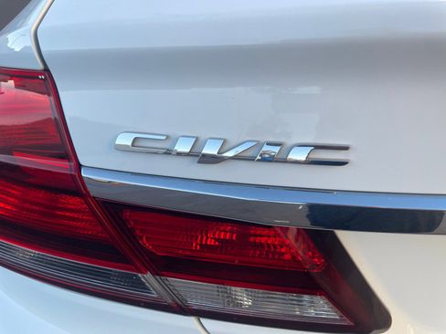Used 2015 Honda Civic EX image 27