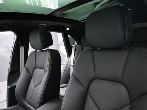 New 2026 Porsche Macan S image 15