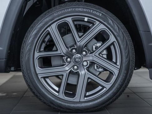 New 2025 Jeep Compass Limited w/ Sun & Sound Group image 15