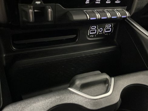 Used 2022 RAM 1500 Big Horn AWD/4WD image 31