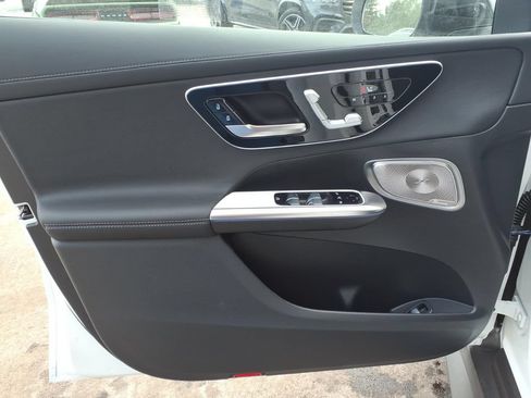 Certified 2026 Mercedes-Benz GLC 300 4MATIC image 11