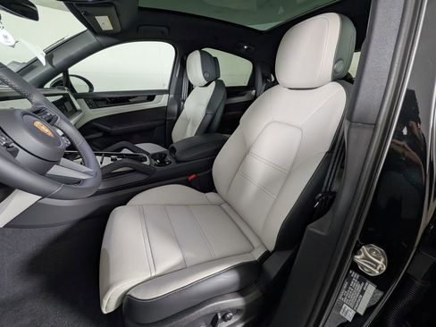 New 2026 Porsche Cayenne Coupe image 5