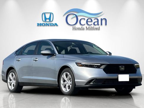 New 2026 Honda Accord LX image 7
