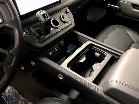 Used 2024 Land Rover Defender 130 Outbound image 15