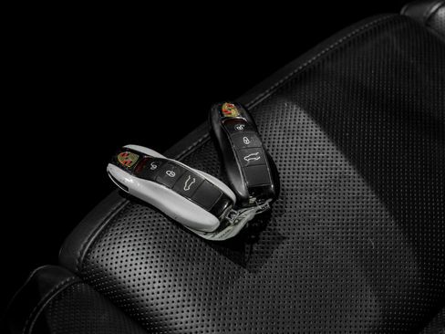 Used 2017 Porsche Macan image 64