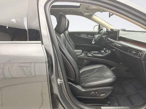 Used 2022 Lincoln Nautilus Reserve image 18