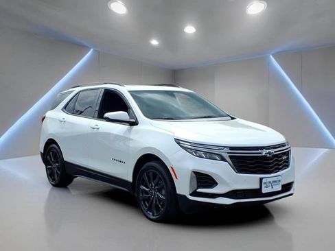 Used 2022 Chevrolet Equinox RS w/ RS Leather Package AWD/4WD image 1