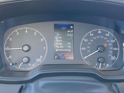 Used 2023 Toyota Corolla LE image 23