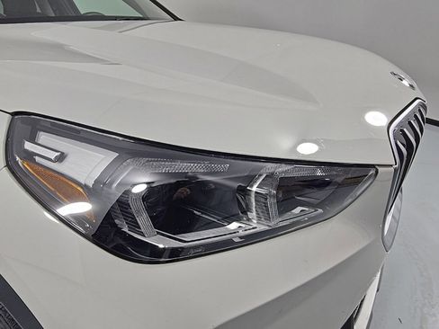 Certified 2024 BMW X1 xDrive28i w/ Technology Package image 8
