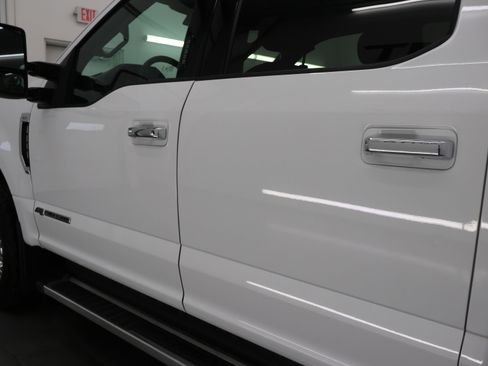 Used 2022 Ford F250 XLT w/ XLT Premium Package AWD/4WD image 31