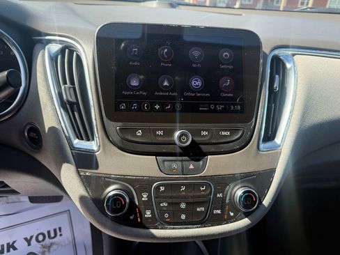 Used 2022 Chevrolet Malibu LT FWD image 11