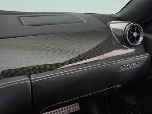 Used 2009 Ferrari 599 GTB Fiorano RWD image 22