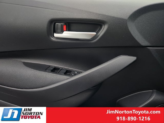 Used 2026 Toyota Corolla SE w/ SE Premium Package FWD image 24