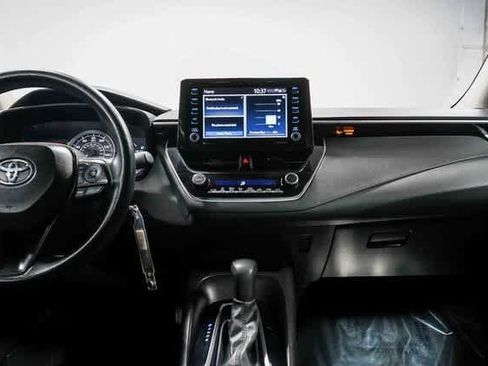 Certified 2022 Toyota Corolla LE image 14