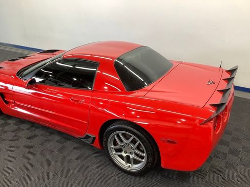 Used 2002 Chevrolet Corvette Z06 w/ Memory Pkg RWD image 6