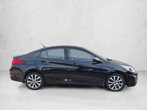 Used 2017 Hyundai Accent Value Edition FWD image 4