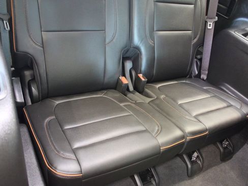 Used 2023 GMC Acadia AT4 w/ Technology Package image 26