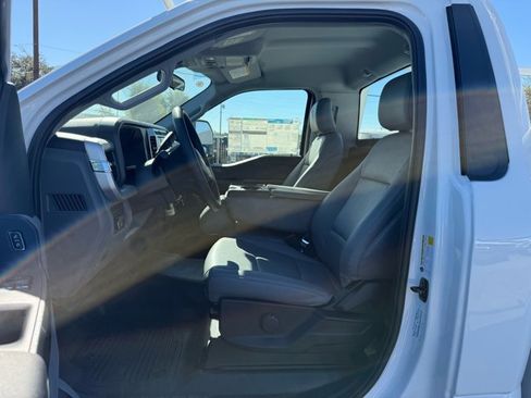 New 2026 Ford F250 XL w/ XL Chrome Package image 22