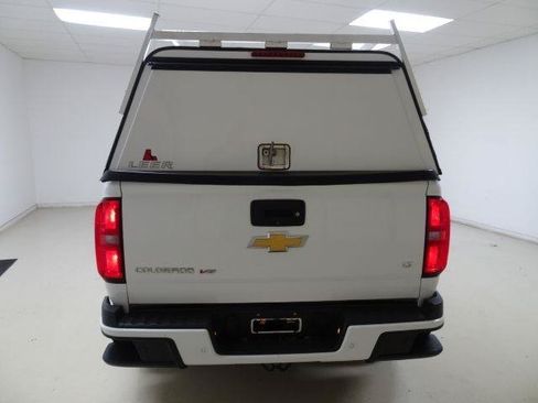 Used 2020 Chevrolet Colorado LT w/ Safety Package RWD image 5