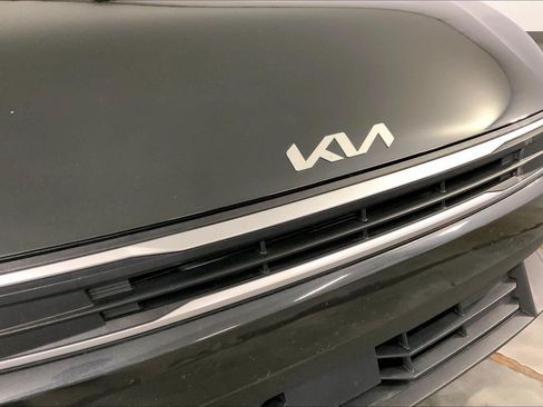 Used 2025 Kia K4 FWD image 28