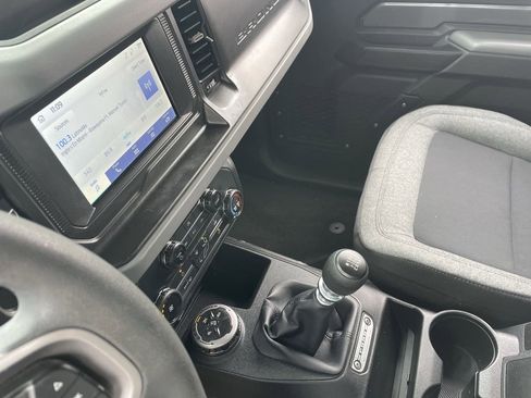 Used 2022 Ford Bronco 2-Door AWD/4WD image 24