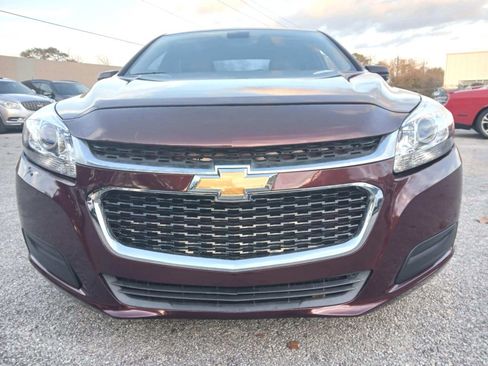 Used 2016 Chevrolet Malibu LT w/ Power Convenience Package image 2