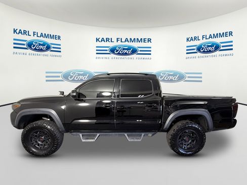 Used 2016 Toyota Tacoma TRD Off-Road w/ Towing Package image 5