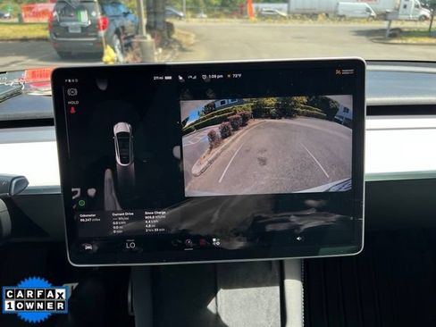 Used 2022 Tesla Model Y Performance AWD/4WD image 31