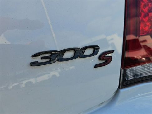 Used 2021 Chrysler 300 S image 28