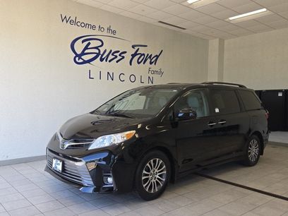 Used 2020 Toyota Sienna XLE Premium w/ Carpet Mat Package