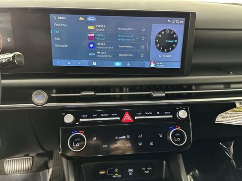 Used 2025 Hyundai Santa Cruz SEL image 25