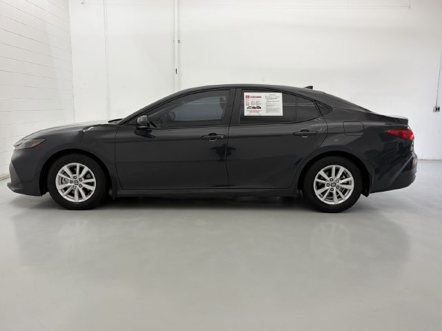 Used 2025 Toyota Camry LE w/ Convenience Package FWD image 9