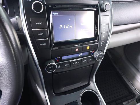Used 2016 Toyota Camry XLE FWD image 15