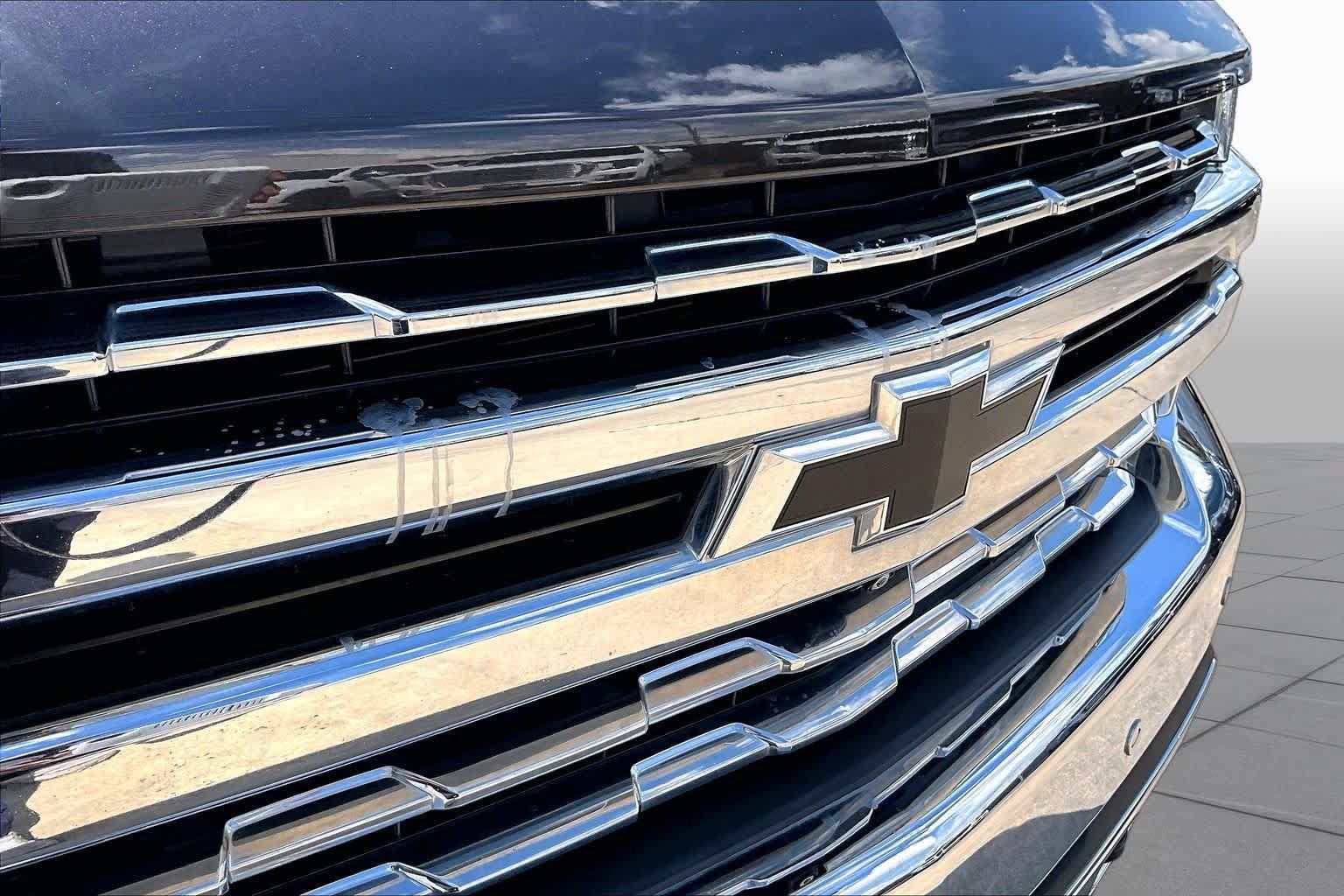 Used 2020 Chevrolet Silverado 1500 LTZ w/ LTZ Premium Package AWD/4WD image 30