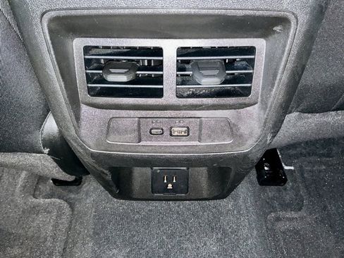 Used 2023 GMC Canyon Elevation w/ Convenience Package image 30