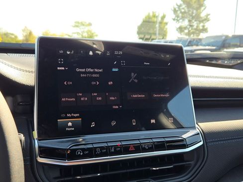 New 2026 Jeep Compass Limited w/ Limited Altitude Pack image 28