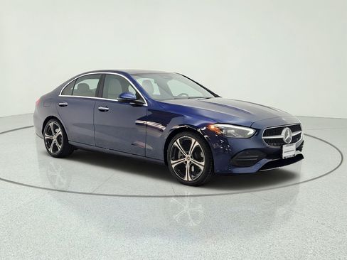 Used 2024 Mercedes-Benz C 300 Sedan image 3