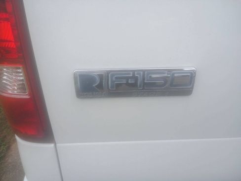 Used 2005 Ford F150 XL RWD image 12