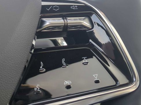 New 2025 Cadillac Lyriq Sport image 16