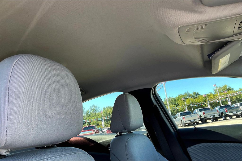 Used 2019 Chevrolet Cruze LS w/ LS Convenience Package FWD image 17