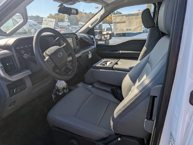 New 2026 Ford F350 XL w/ XL Chrome Package AWD/4WD image 16